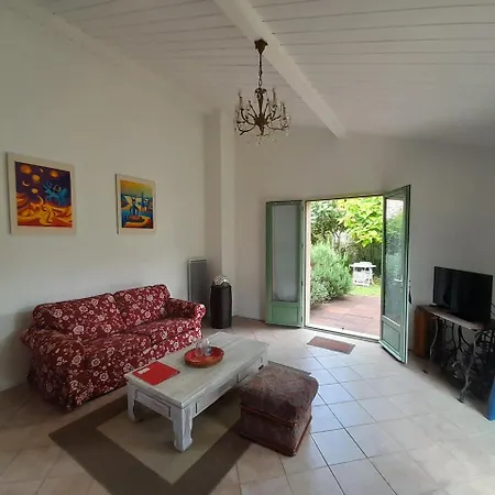 La Petite Maison *