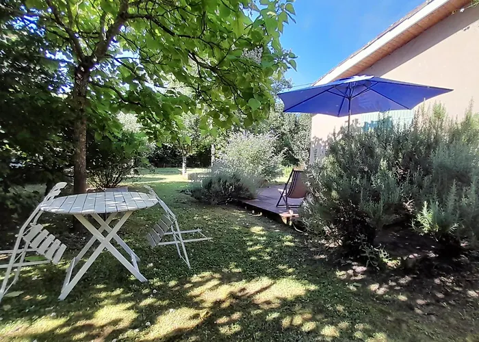 La Petite Maison Дом отдыха Espiet